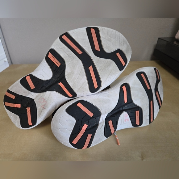 Sorel Women's Explorer Blitz Leisure Lace Sneakers White/Black Size 9 - Picture 9 of 10